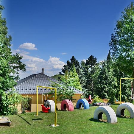 Areal Hradisek Villa Klobouky u Brna Bagian luar foto