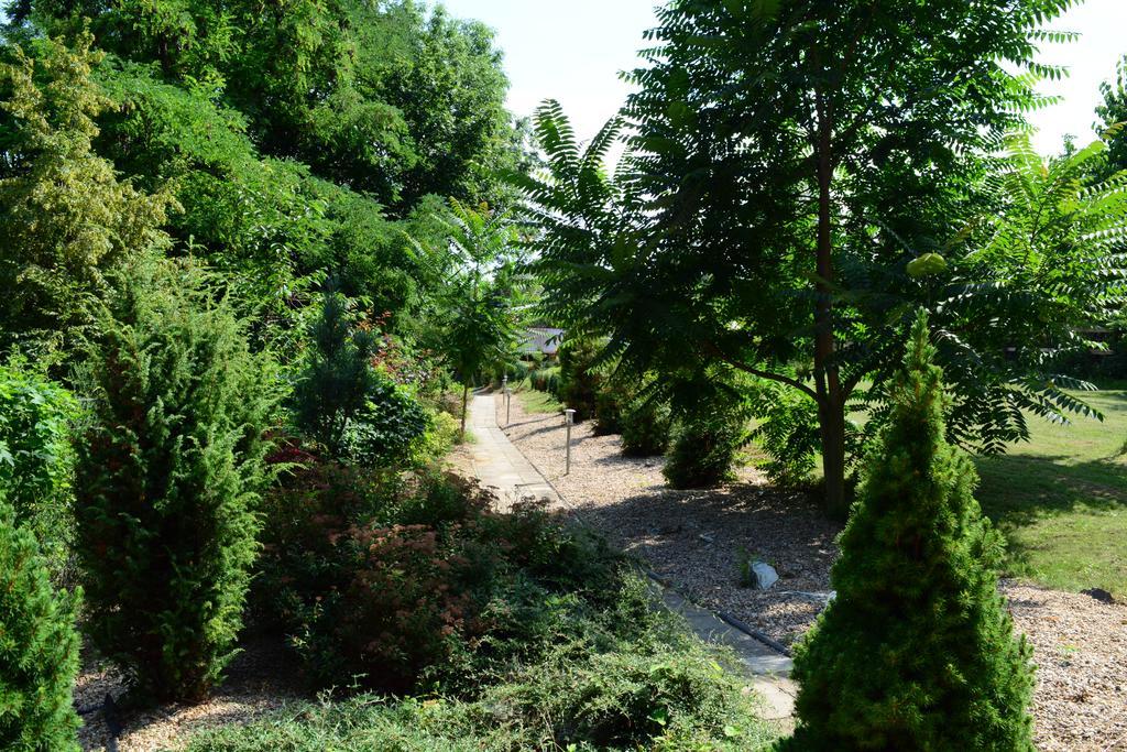 Areal Hradisek Villa Klobouky u Brna Bagian luar foto