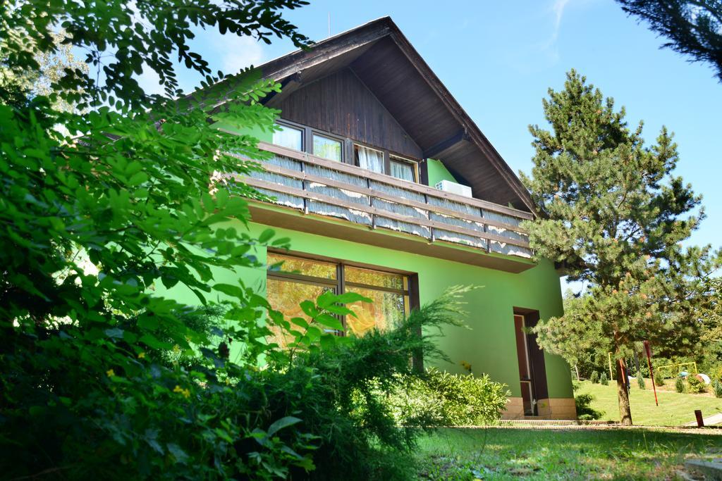 Areal Hradisek Villa Klobouky u Brna Bagian luar foto